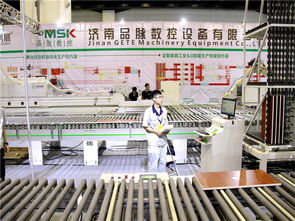 想開一個家具廠做定制家具 櫥柜 衣柜 榻榻米 需要哪些設備